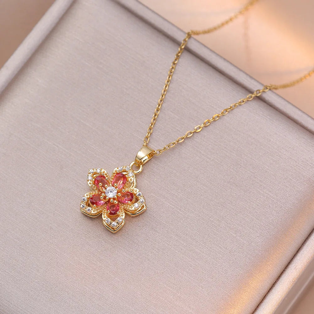 Shiny Zircon Romantic Flower Pendant Necklace for Women 