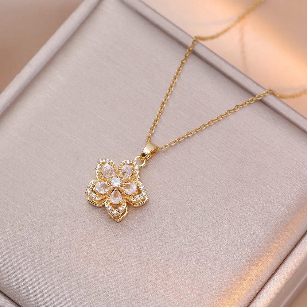 Shiny Zircon Romantic Flower Pendant Necklace for Women 