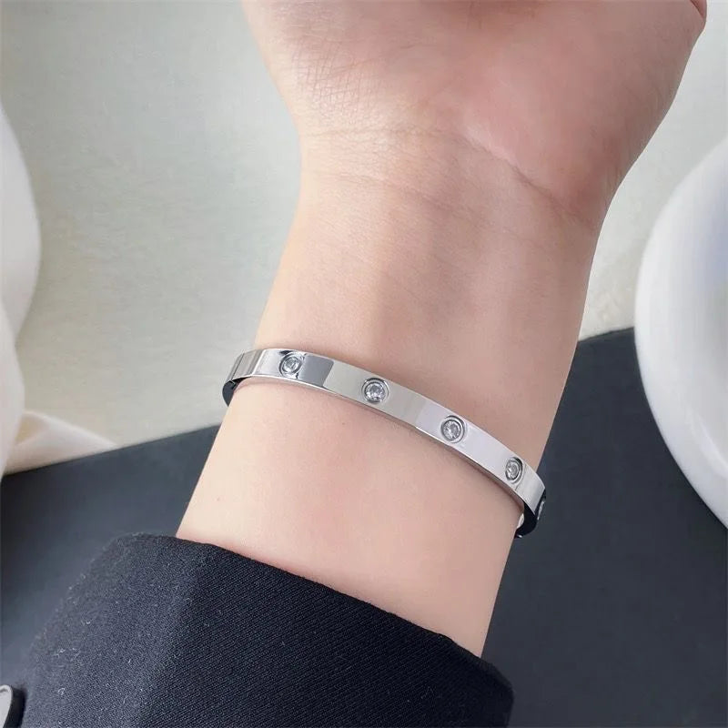 Elegant Zircon and Cross Nut Nail Bracelet/Bangle for Woman - Stainless Steel Screw Jewelry
